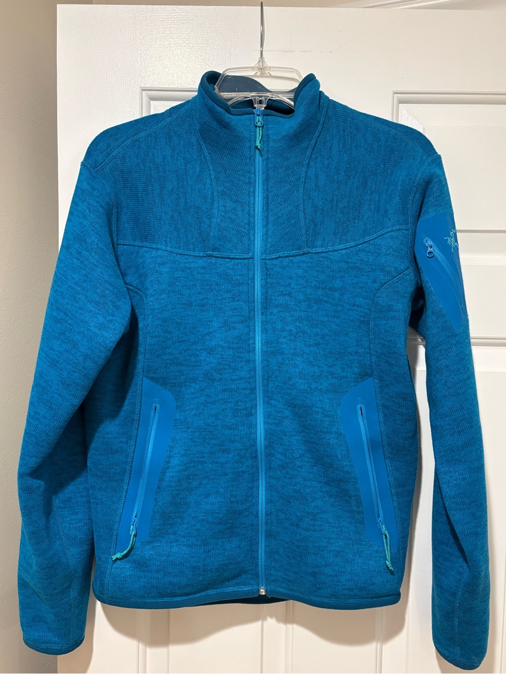 Arc'teryx Women’s Bright Teal Full-Zip Performance Jacket
